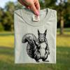 Comfort Colors® - Lustiges Eichhörnchen Mittelfinger Shirt, Sarkastisches Freches Eichhörnchen Tee, Schrulliges Tierhumor Geschenk, Eichhörnchen Vintage Grafik
