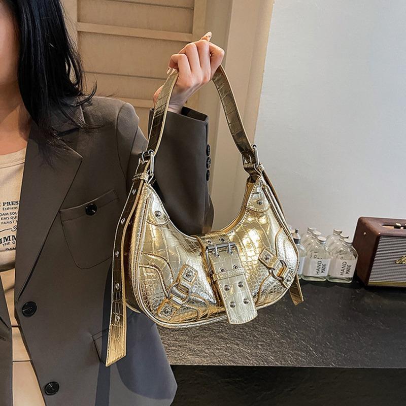 Crescent Commuter Fashion Biker Single Shoulder Women's Bag Rivets Personality Pleats Armpit Crossbody Bag