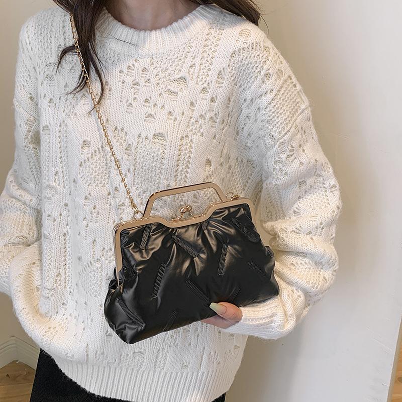 Winter new down cotton clothes bag women's Korean version fashion shoulder bag chain clip simple portable messenger women's bag