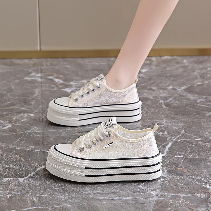 Mesh Breathable Little White Shoes Women's 2025 New Summer Super Fire Platform Canvas Shoes Student Versatile Casual Board Shoes