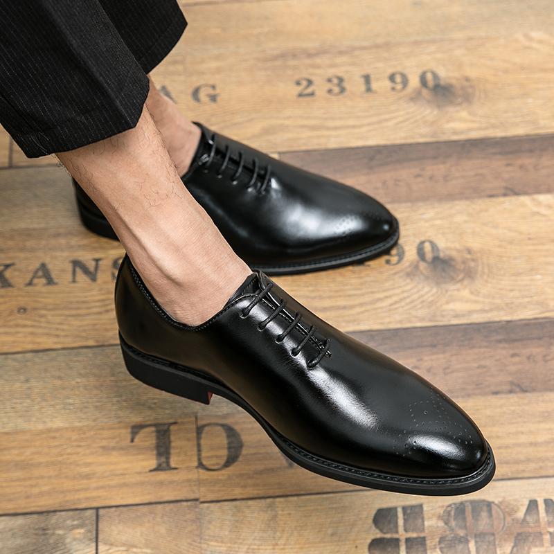 New Red Sole Brogue Shoes Men Black Business Mens Formal Shoes Lace-Up Round Toe Spring/Autumn