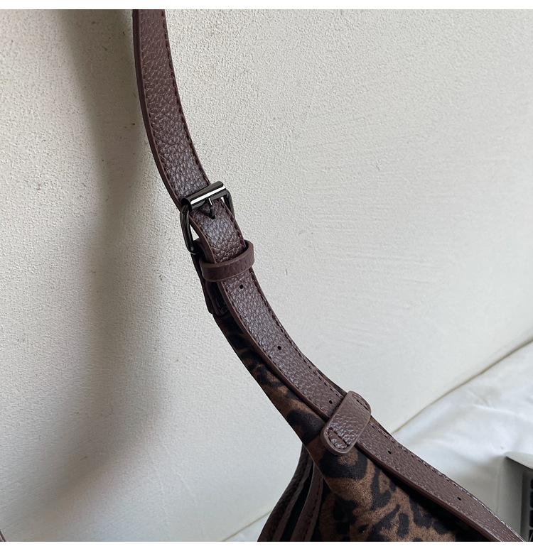 Damen Umhängetasche mit Leopardenmuster - Große Kapazität, vielseitig, strukturierte Schultertasche für Arbeit und Pendeln
