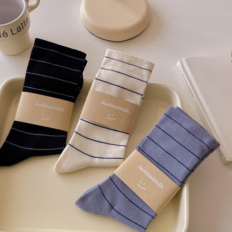 

5 Pairs of Female Autumn/winter Simple Striped Wicking Tube Socks 5 Pairs синій