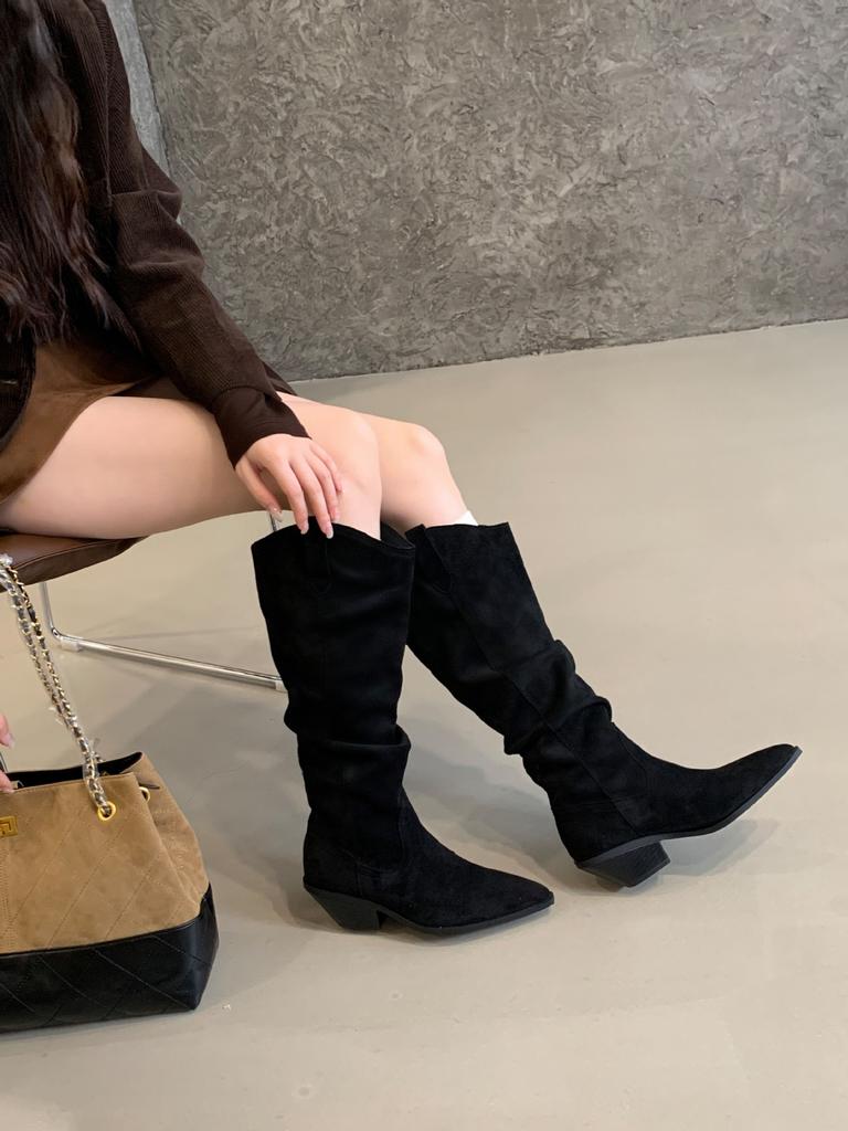 Spetsiga tjockklackade pile-stövlar höga stövlar 2025 höst och vinter khaki korta stövlar men knähöga små stövlar