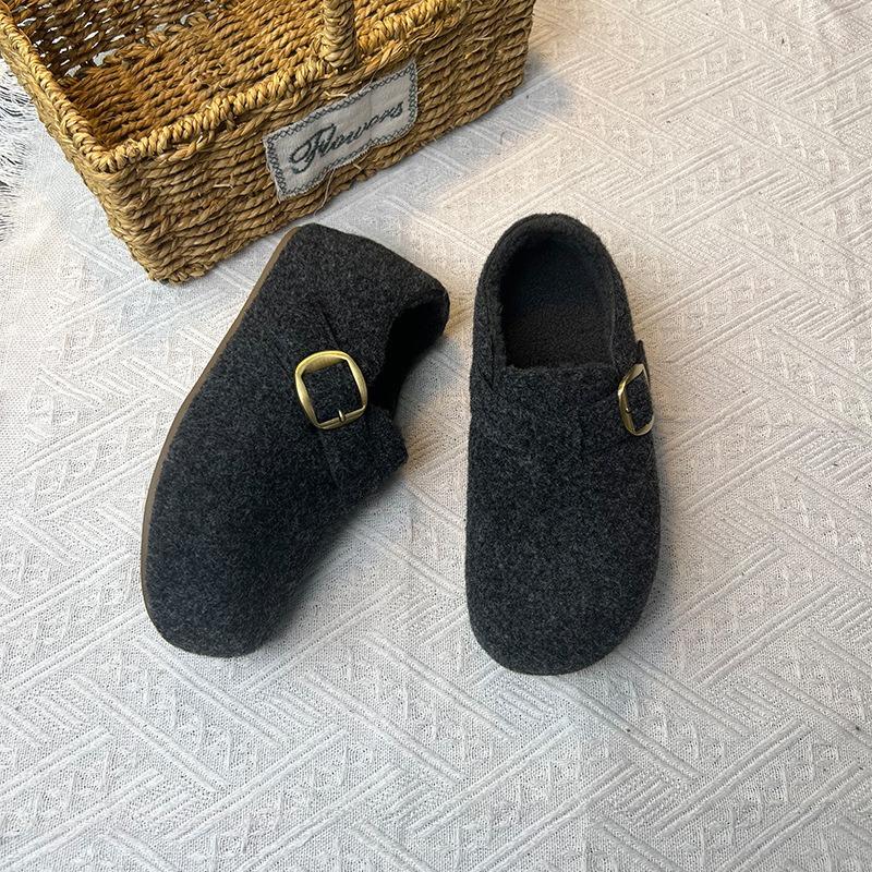 Shoes women's new winter flat-bottomed one-pedal lazy plush warm cotton shoes fluffy shoes