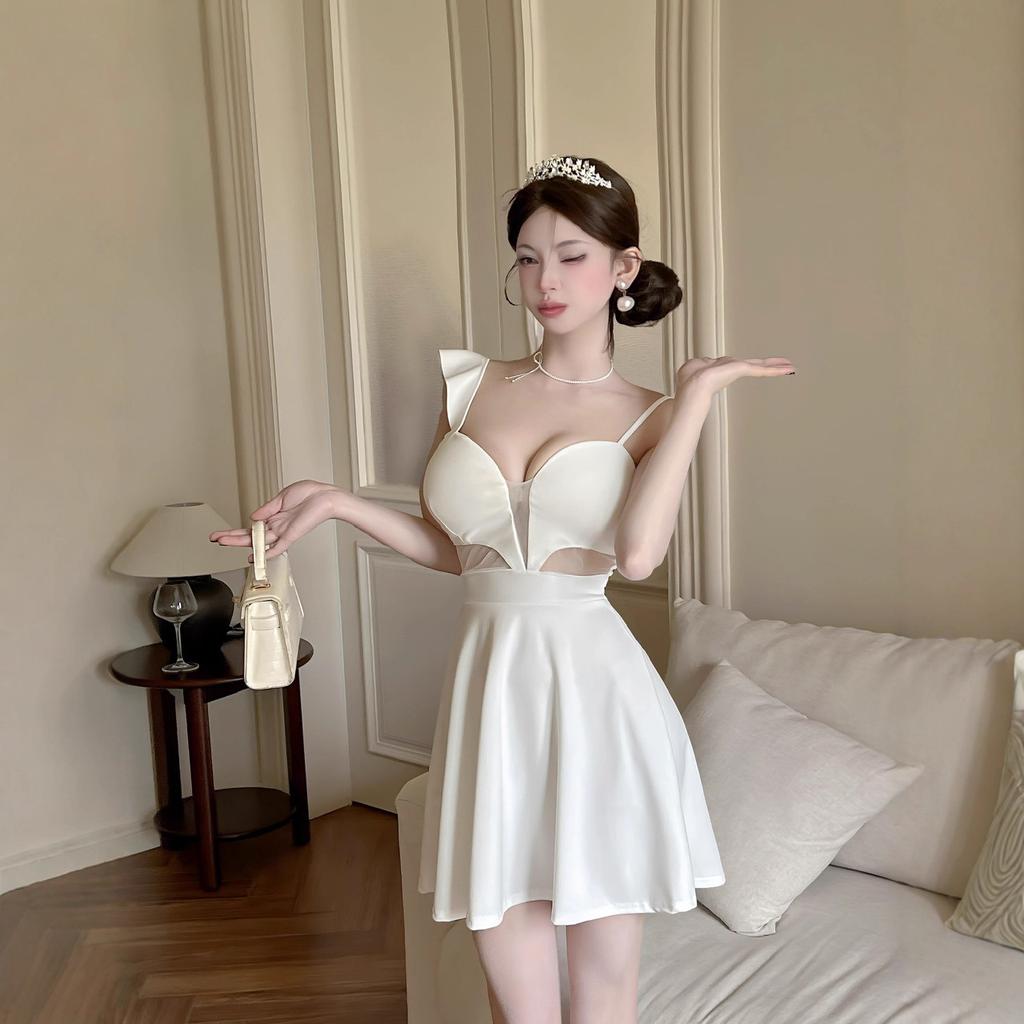 Sexy nightclub women's deep V-neck lotus leaf sleeves, suspenders, backless waist, thin umbrella pendulum dress, sauna suit