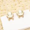 2024 New Hot Brand Vintage Earrings for Women Luxury Jewelry Pearl Butterfly Designer Eardrop Fashion Lady Party Stud Earrings