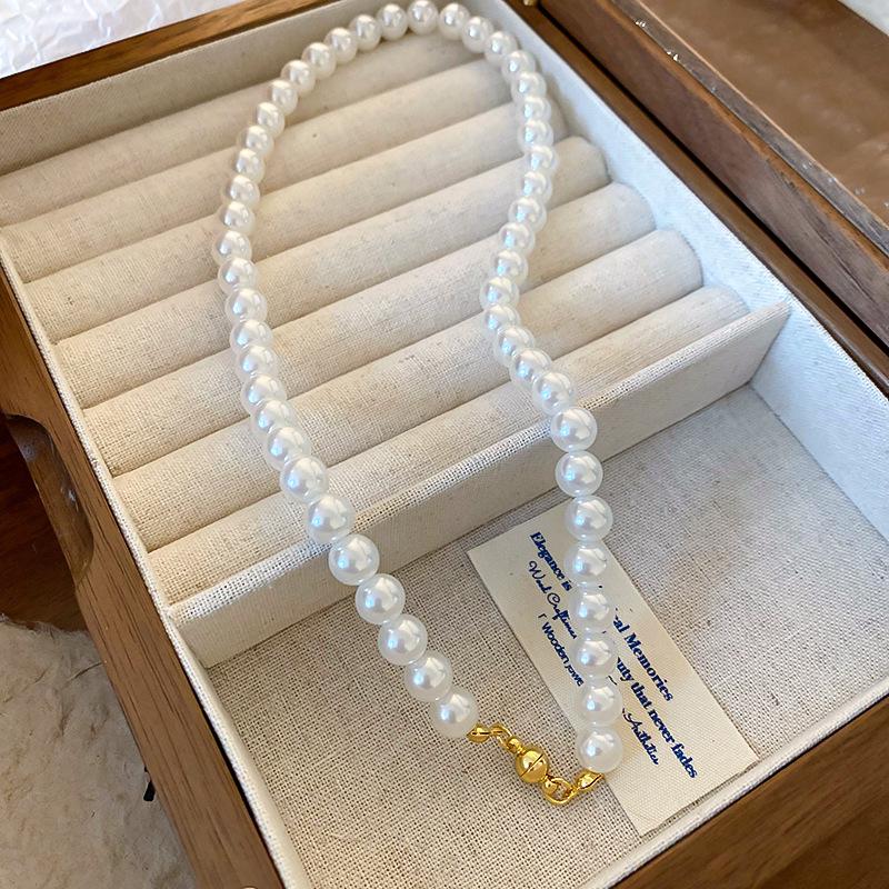 Vintage French Pearl Sweater Necklace: Elegant, Extra-Long Design for Versatile Fashion