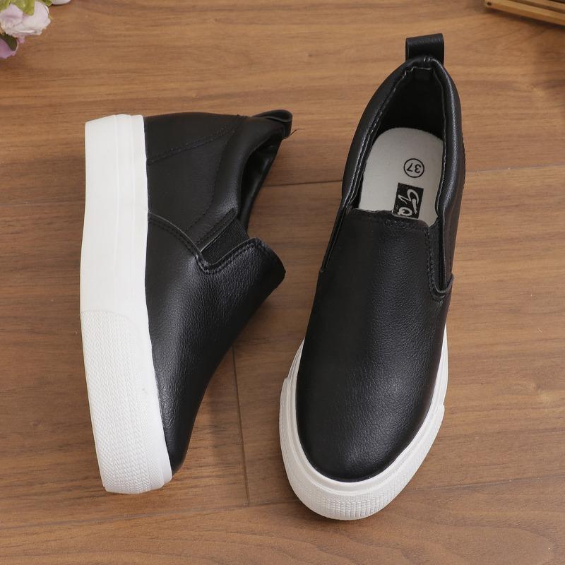 Trendy Interior Height Increasing Women's Shoes 2024 New Leather Top Thick Sole Solid Color Round Toe Versatile Casual Shoes