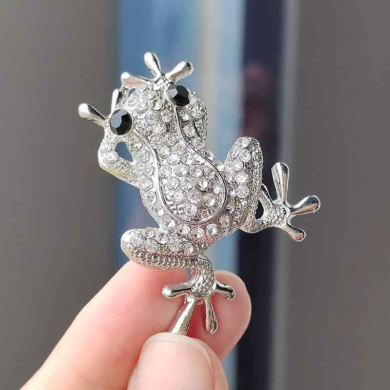 Green Frog Brooch  Animal Brooch Suit Collar Brooch Jewelry Gift