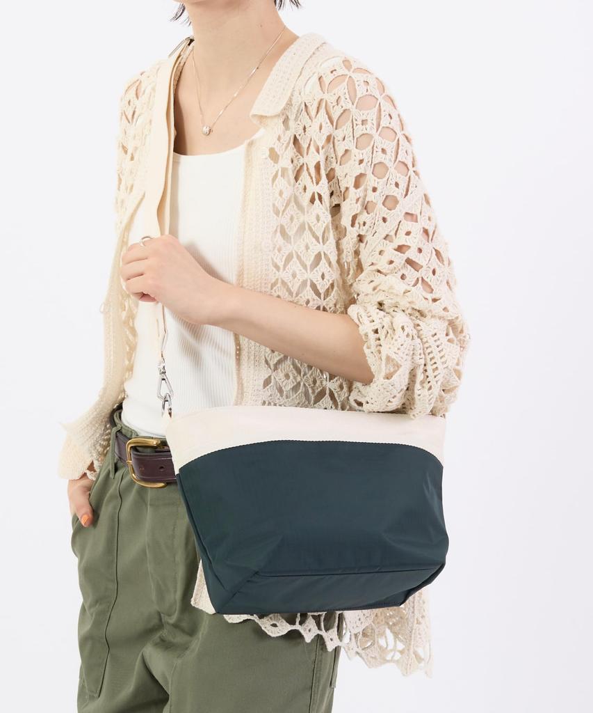 SMALL BUCKET BAG1115Midnight GreenSandbar