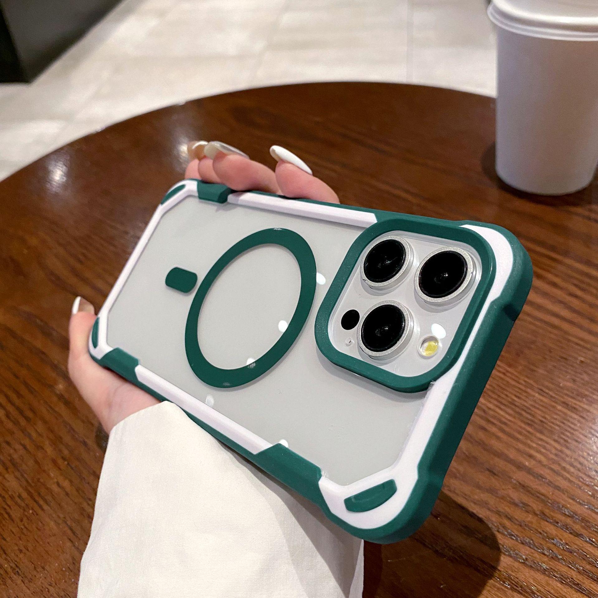 

iPhone 17 Pro Max Drop-Proof Panda Magnetic Case with Four-Corner Protection iPhone 15 Pro Max темно-зеленого
