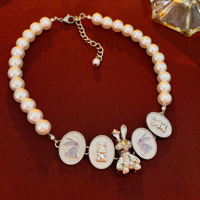 

Retro Pearl Choker Necklace - French Style & Elegant Clavicle Chain for Women