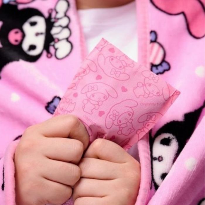 Zestaw kieszonkowych termoforów z postaciami Sanrio – 90 g, 20 sztuk