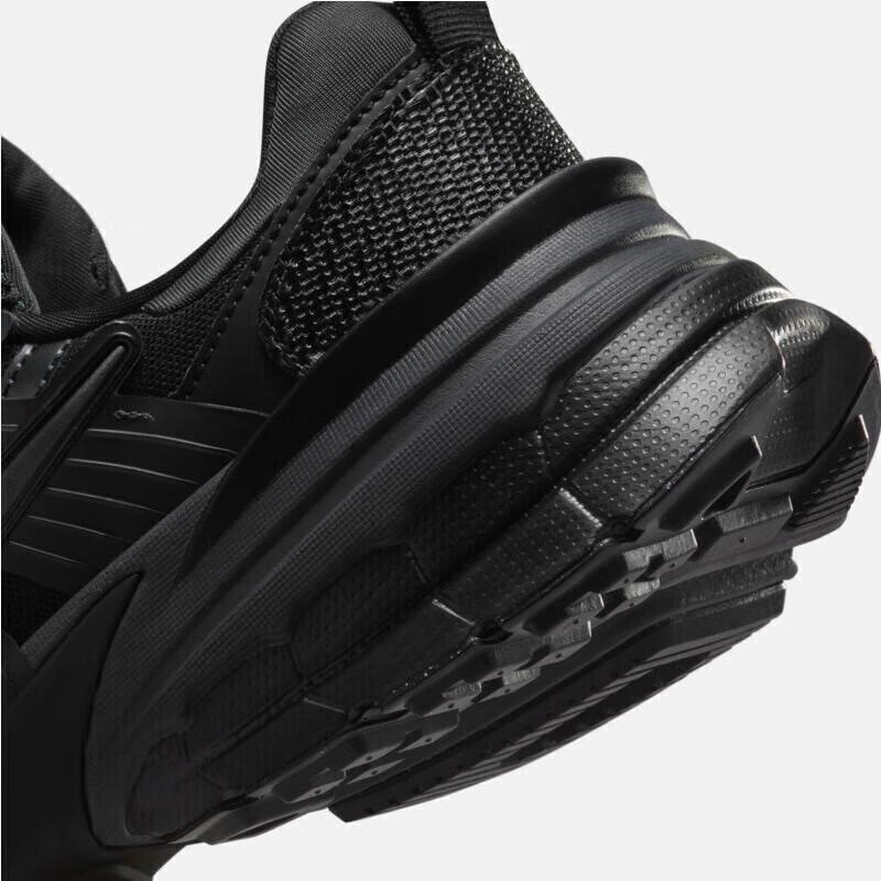 Nike V2K Run Men's Casual Shoes