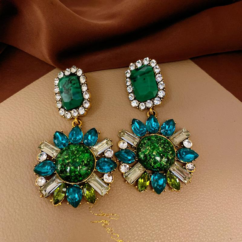 Classic Middle Design Women Girls Palace Luxury Crystal Necklace Earrings Vintage Lady Gorgeous Chains Choker Jewelry Gift