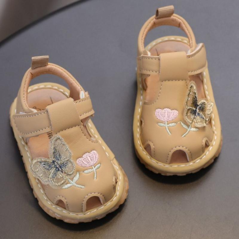 Dětské boty letní nové pro holčičky sandály s měkkou podrážkou dětská obuv protiskluzová dívčí kožená bota všestranné princeznovské boty