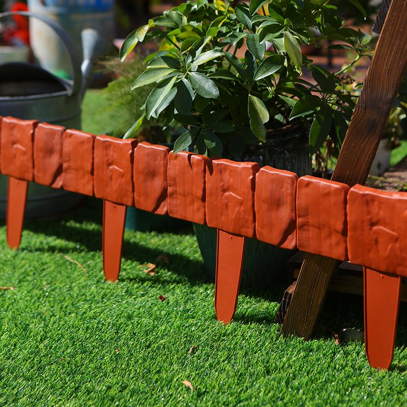 Durable Outdoor Plastic Fence: Imitation Stone Design for Garden and Courtyard