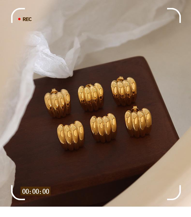 18K Gold-Plated Geometric Banana Shape Earrings with Versatile Texture - European & American Design.