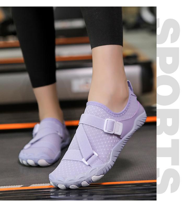 Outdoor Water Shoes Quick Drying Beach Shoes for Men and Women Lightweight Non Slip Aqua Socks for Swimming and Hiking
