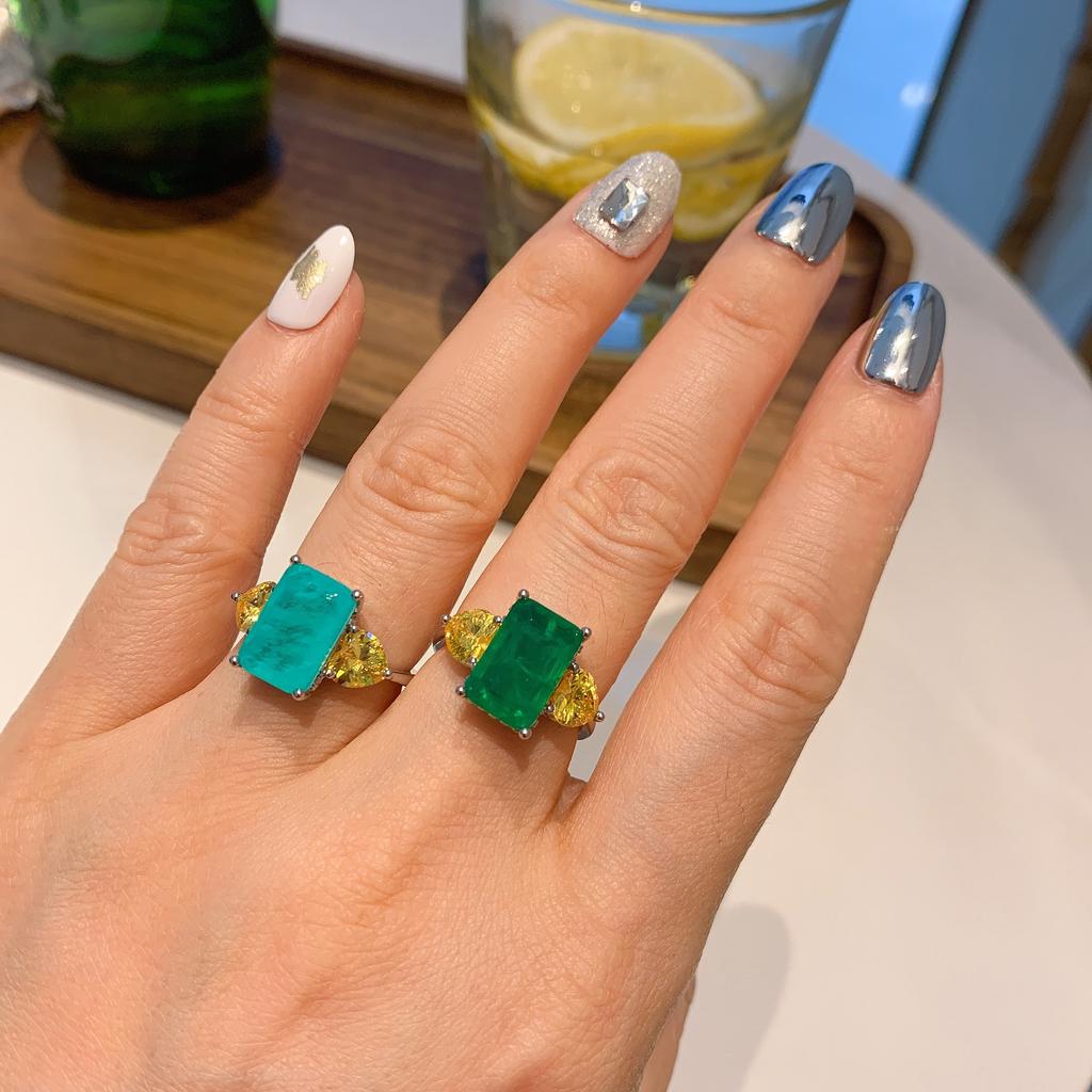 Promi-Ring, mit Mikro-Diamanten besetzter quadratischer großer grüner Zirkonia-Ring, Schmuck in der Farbe Paraiba.