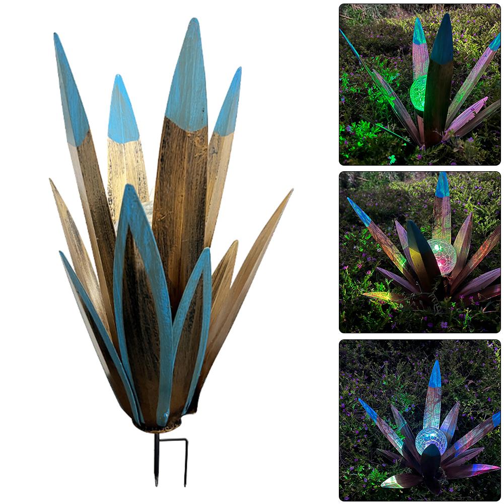 2Pcs Hand Painted Metal Agave Garden Ornaments Multi-Color LED Solar Light Blue Aloe Lawn Stakes Country Tequila Garden Ornament
