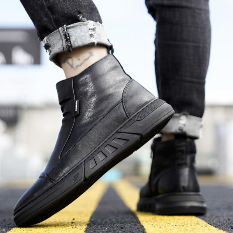 Nuovi Stivaletti da Uomo Moda Moto High Top Stivali in Pelle Antiscivolo Impermeabili con Plateau Scarpe Casual Scarpe da Lavoro e Sicurezza Batos