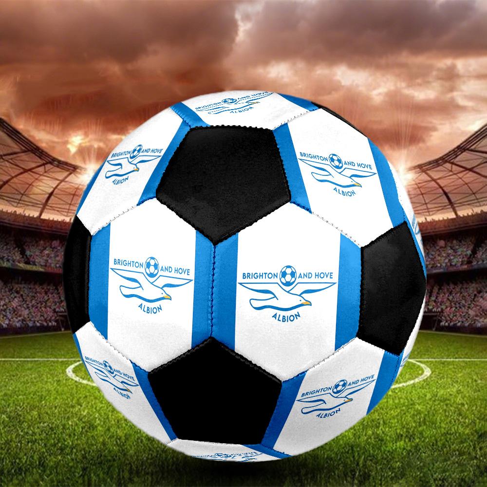 Pallone da Calcio Brighton & Hove Albion Colorato Per Tutte le Età Cucito a Macchina PVC Pronto per la Competizione Resistente Alto Rimbalzo.TAGLIA5