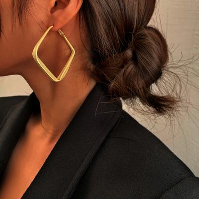 Fashion Gold Color Big Square Hoop Earrings for Women Exaggerated Metal Geometric Irregular Circle Earrings Jewelry