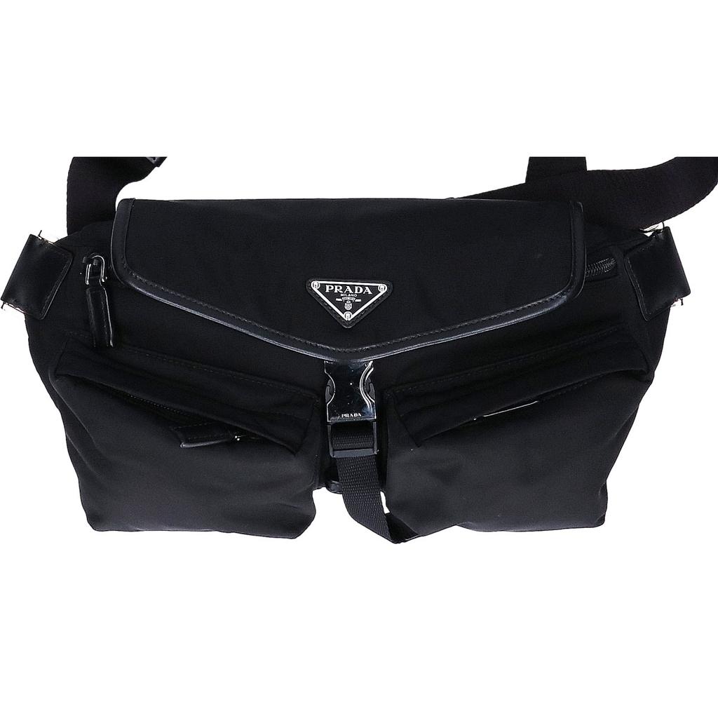 Prada [Excellent Condition] 2VH174 Re-Nylon Triangle Logo Plate Shoulder Bag blackUsed