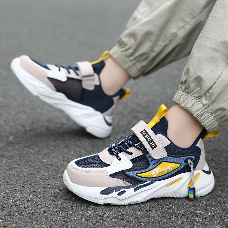 Boys Shoes Summer 2025 New Mesh Breathable Running Shoes Primary School Children Boys Middle and Older Children Sports Shoes