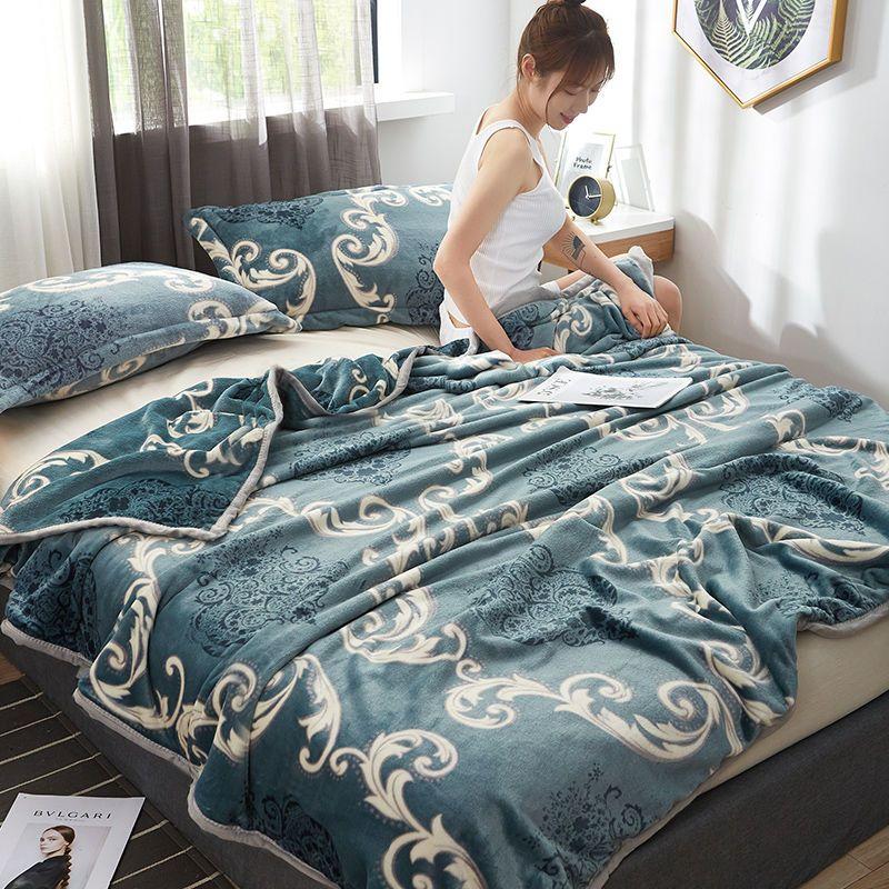 Winter Fluffy Warm Cozy Throw Blankets for Office Siesta Air-Condition Bedspread Thickening Lamb Cashmere Blanket Sofa
