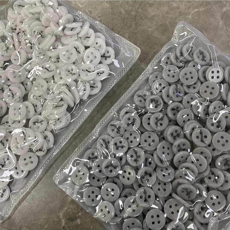 10pcs Creative Ceramics 4-hole Buttons 11mm Round Colorful Pretty Ceramics Buttons Shirt Skirt Decorative Buttons