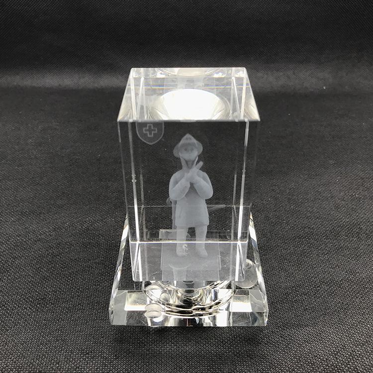 3D Laser Engraved Crystal Lamp with Seven-Color Light on Square Base 7*7*3.5 cm