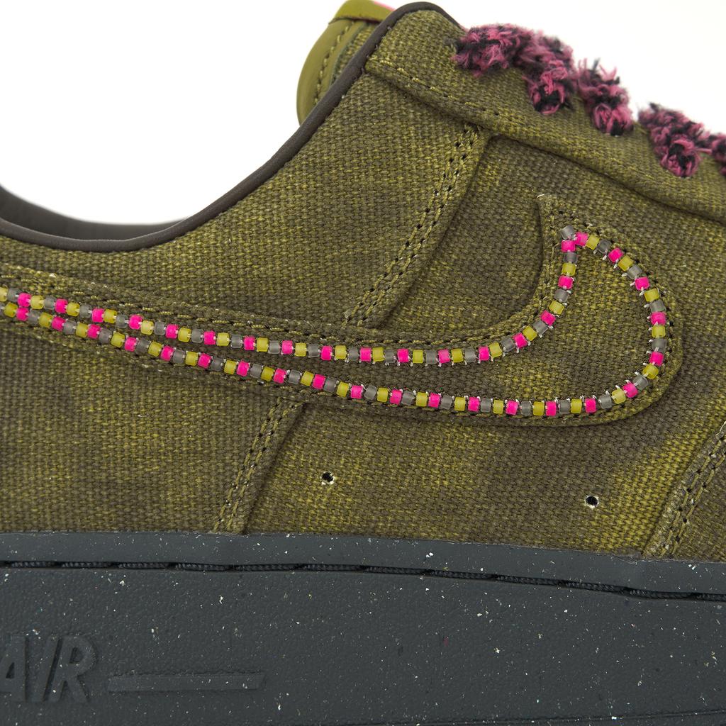 Nike נעלי סניקרס לגברים Air Force 1 Low 07 QS Boucle Desert Moss צבעוניות ורוד עז-מידווסט-זהב-ברוק-חום-שחור-אנתרציט IO4474-300