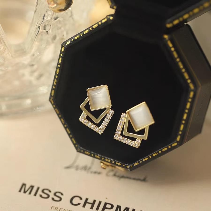 Diamond-set Love Opal Stud Earrings Design High-end Summer Earrings Niche Light Luxury High-end Versatile Earrings Jewelry