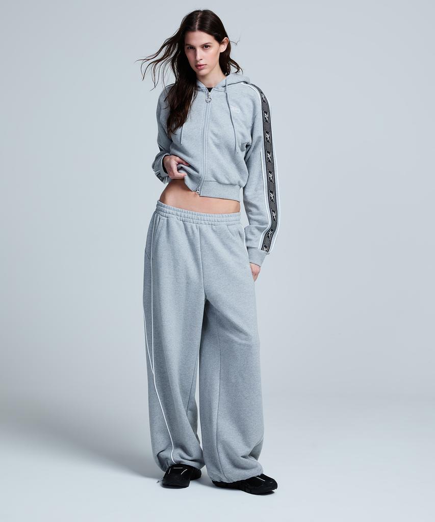 REEBOK Nano Wide Fit Sweatpants (W) - Grey