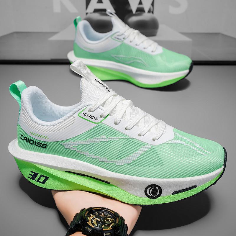 New fashion outdoor leisure breathable comfortable running shoes carbon plate high elastic shock absorption student training sports shoes