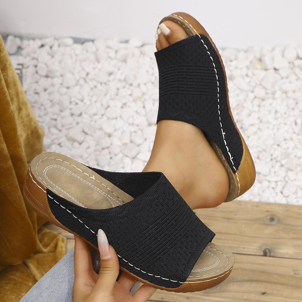2025 spring and summer new flying woven slope heel slippers fashionable simple and lightweight one word fashionable large size slippers women