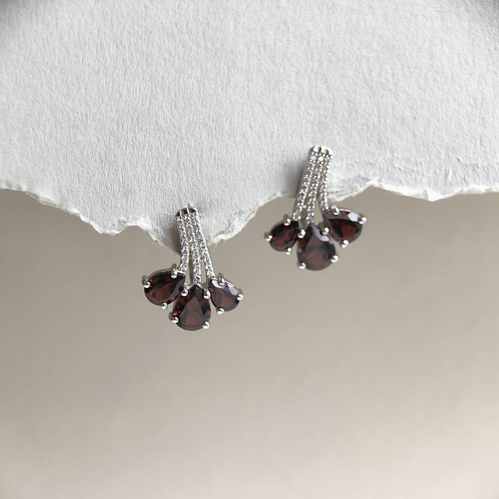 Silberohrringe mit natürlichem Granat 8,463 ct (2182252)