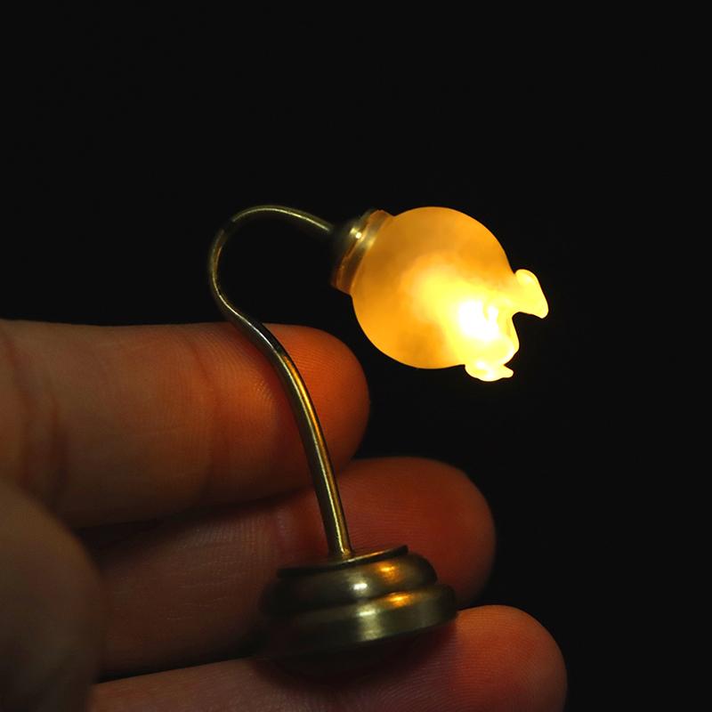 1:12 Lámpara de Escritorio Miniatura para Casa de Muñecas Lámpara LED Lámpara de Pared Lámpara de Techo Decoración de Muñecas Juguete