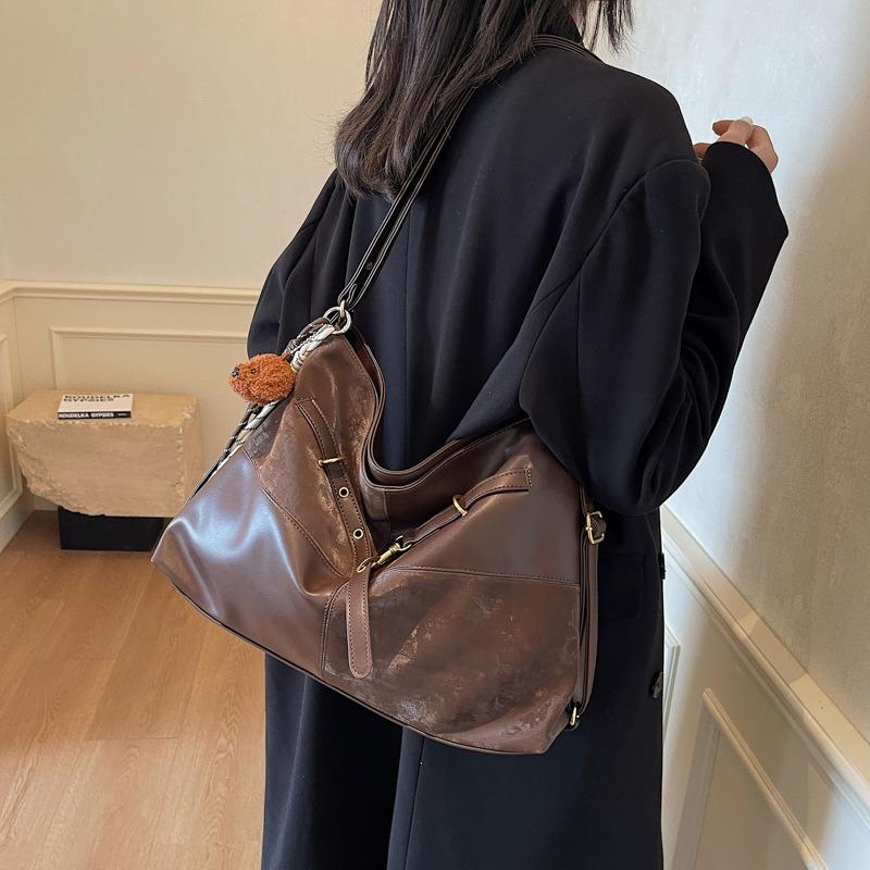 Retro Large-capacity Tote Bag Women's New Autumn and Winter Multi-purpose Backpack Commuter Shoulder Bag