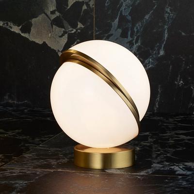 Modny design białe okrągłe lampy stołowe kulkowe sypialnia lampka nocna lampka nocna nowoczesny salon hotel gabinet Decor LED lampa biurkowa Lumin