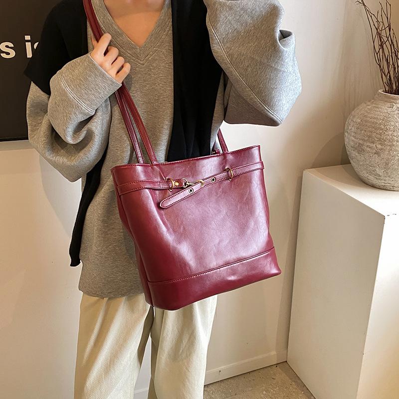 Premium Casual Backpack Women's Commuter Versatile Travel Backpack 2025 New Multifunctional Shoulder Crossbody Bag