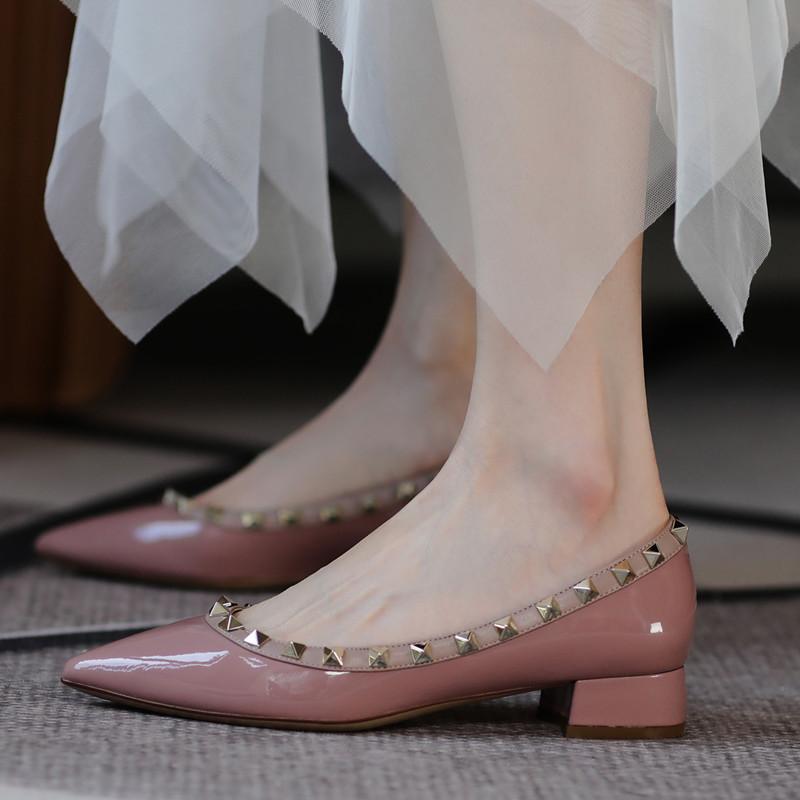 Spring and Summer New Versatile Rivet Pointed Shoes Medium High Heels Light Mouth Shoes Thick Heel Willow Nail Shoes Large Size Single Shoes Women