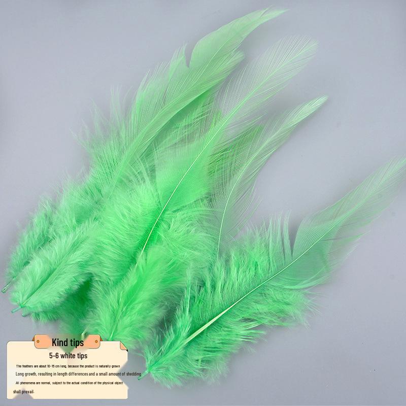 

50-Pack DIY White Tip Feathers, Colored Chicken Feathers for Hair Accessories, Ornaments, and Dreamcatchers