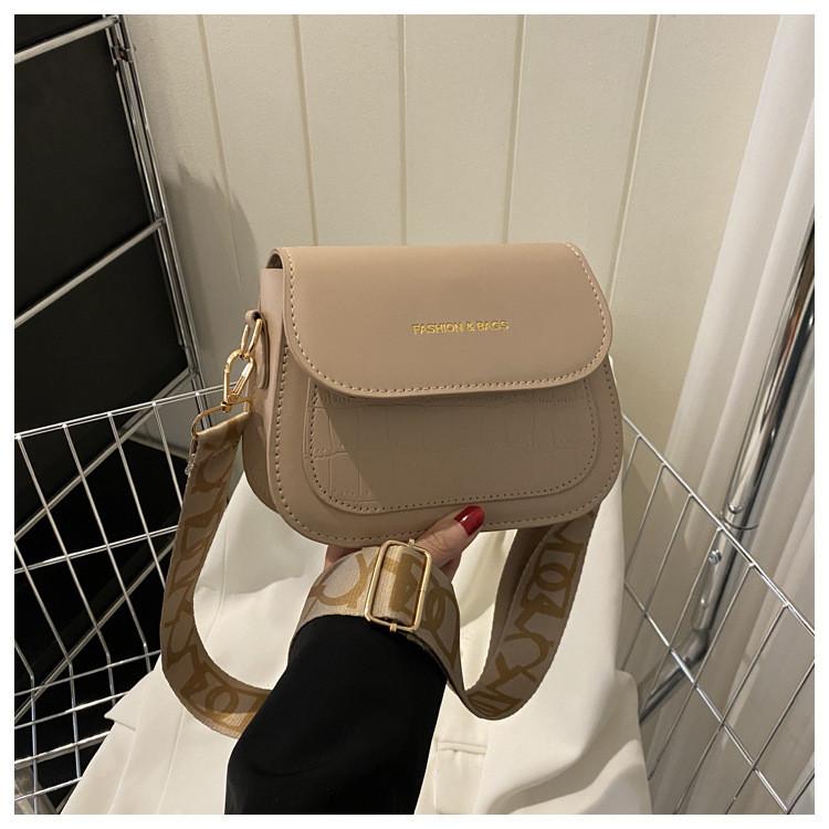 Chic Stylish Small Square Bag For Casual Commuting And Trendy Street Fashion In Black White Khaki хаки