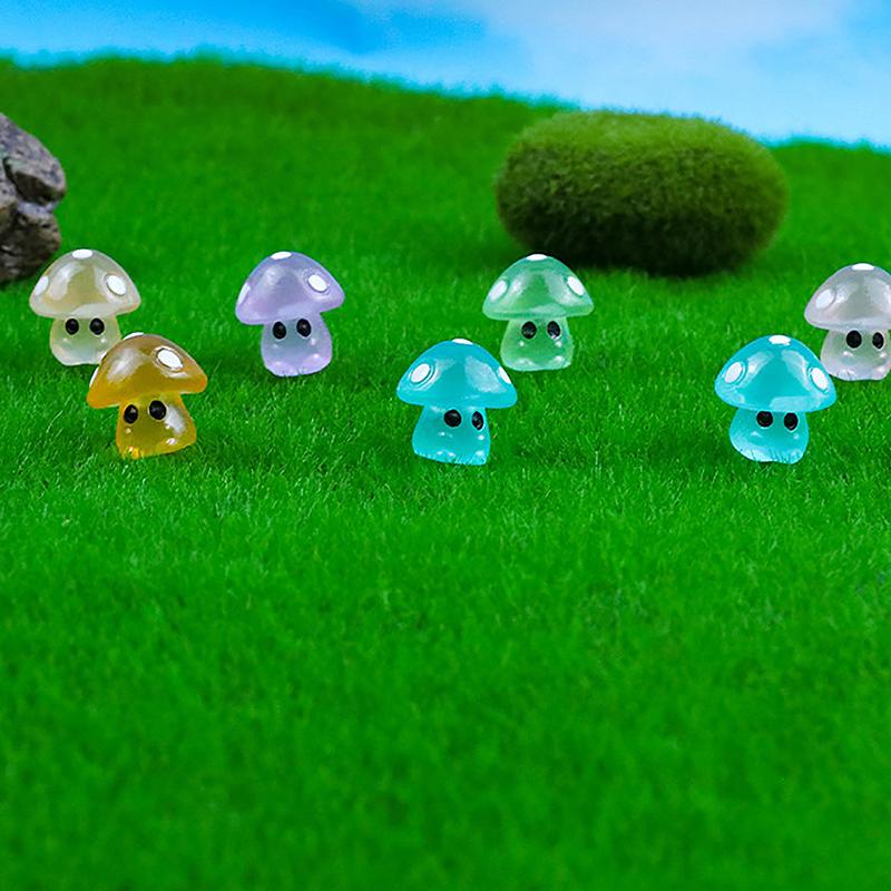 7Pcs Micro Landscape Ornaments, Luminous Mushroom Elf Figurines, Simulated Resin Handicrafts For Landscape Decoration Ornaments