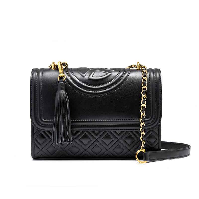 Wow, custom leather chain small square bag, portable shoulder messenger bag, new niche light luxury diamond chain bag.