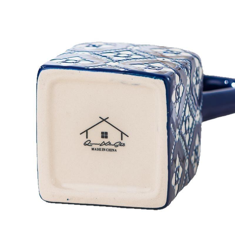 American Style Ceramic Oil Bottle with Floral Design Commercial Kitchen Oil Dispenser for Soy Sauce Vinegar Spices